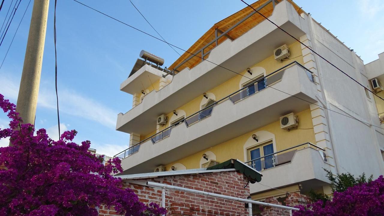 Hotel Arsenal Εξαμίλιο Εξωτερικό φωτογραφία