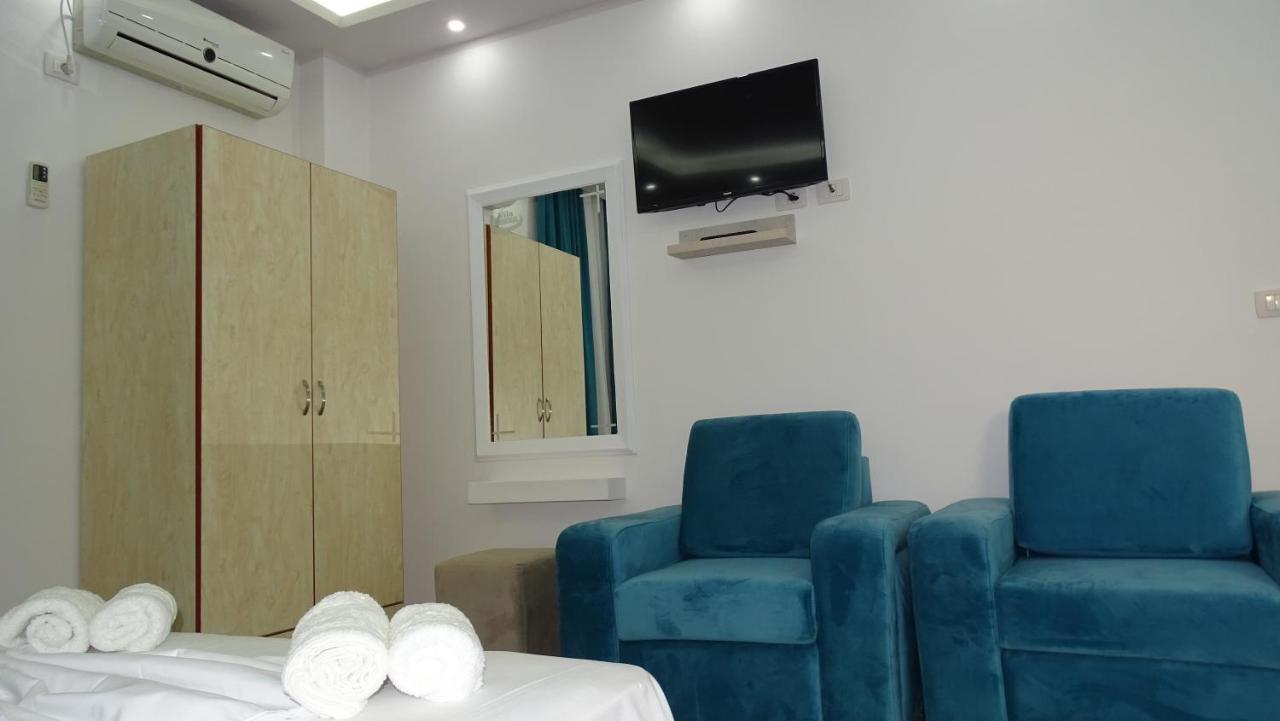 Hotel Arsenal Εξαμίλιο Εξωτερικό φωτογραφία